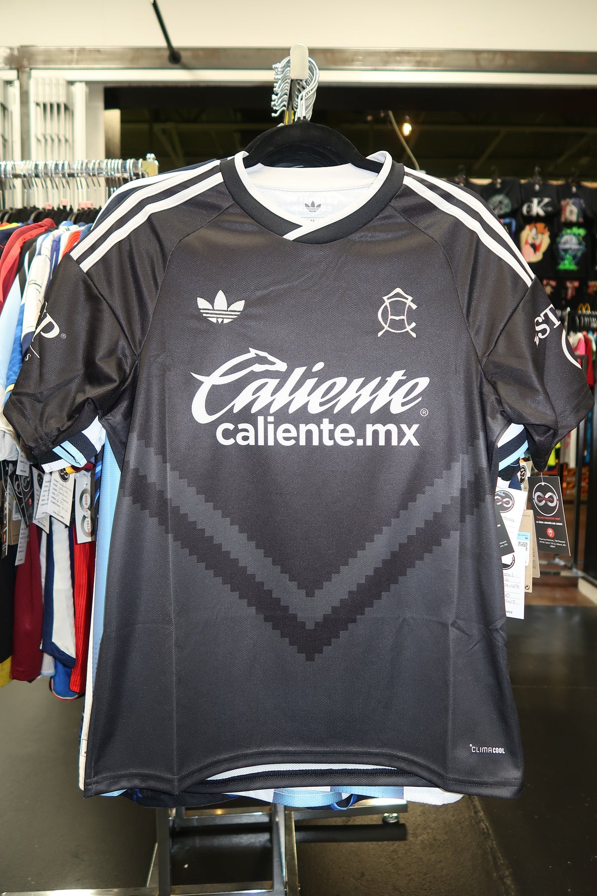 2026-27 Club América Away Jersey / M / 10-10