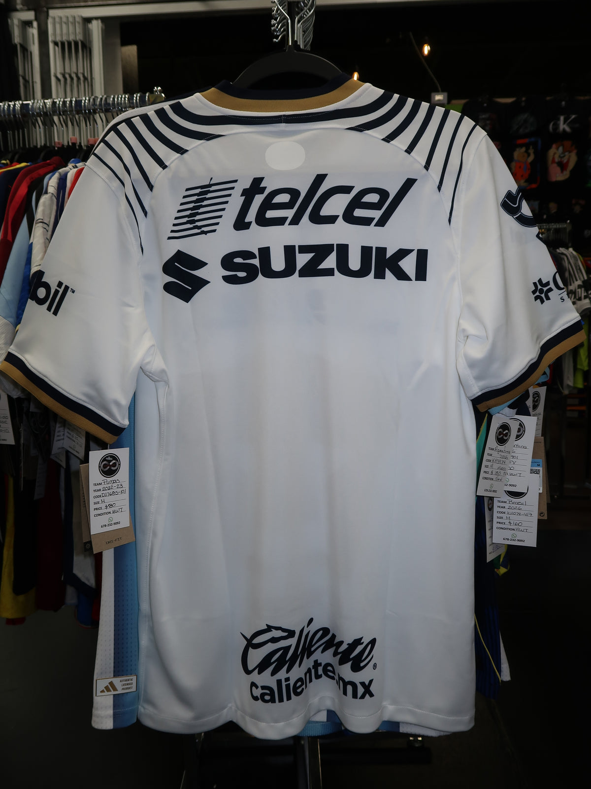 2022-23 Pumas UNAM Home Jersey / M / 10-10