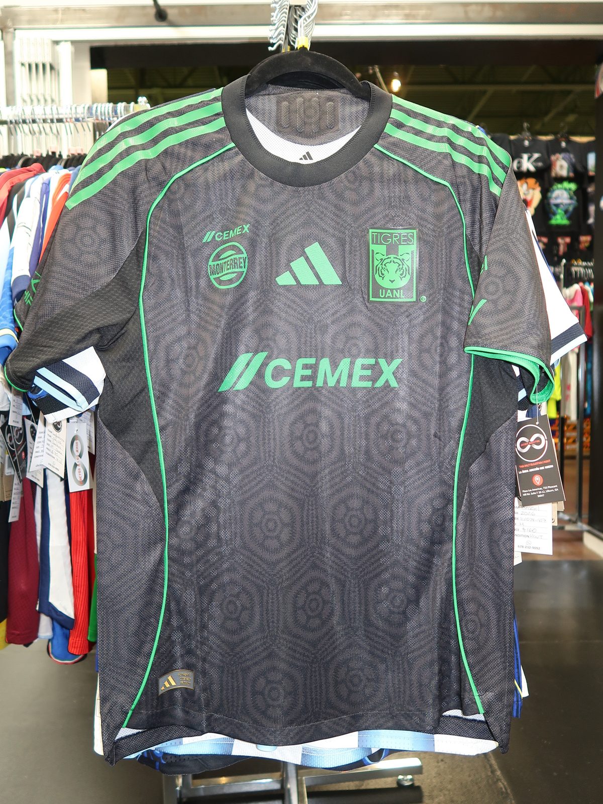 Tigres UANL 2025-26 Away Jersey front