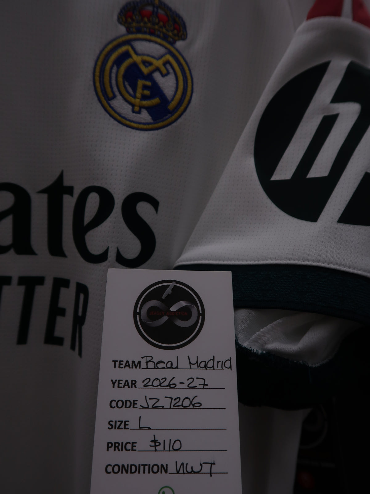 2026-27 Real Madrid Home Jersey / Large / New