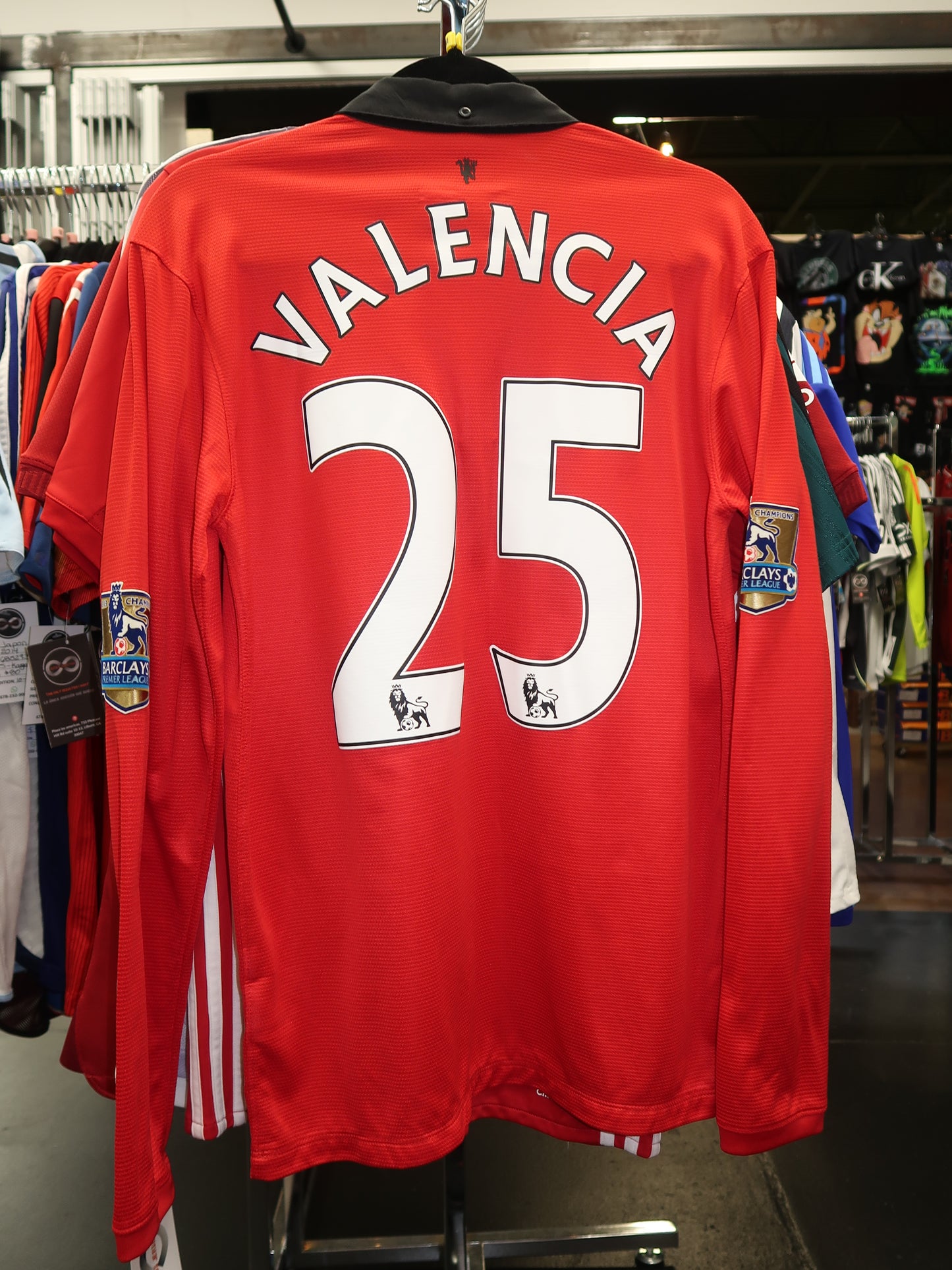 2012-13 Manchester United Valencia 25 Home Jersey