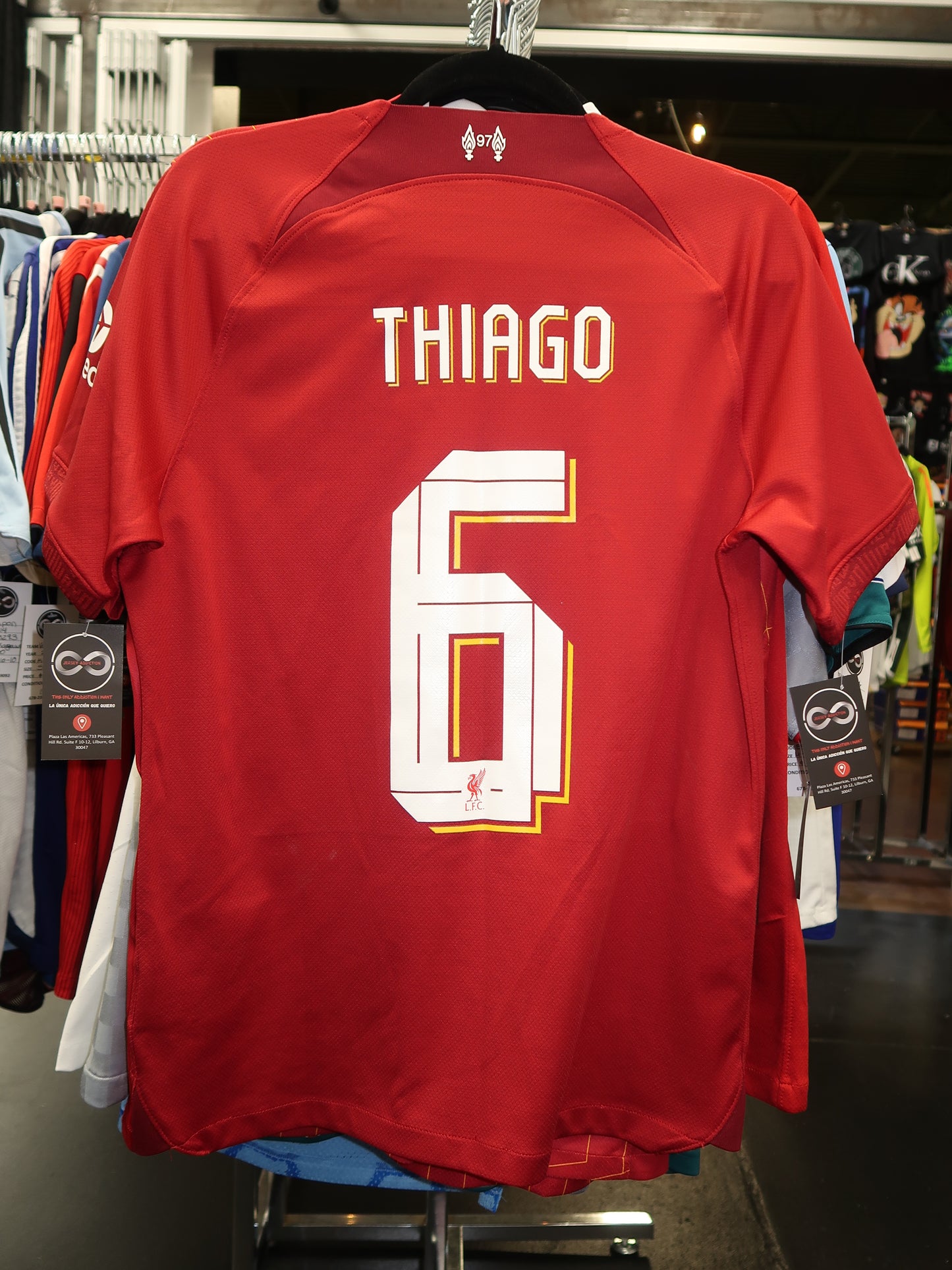 2024-25 Liverpool Thiago 6 Home Jersey M NWT