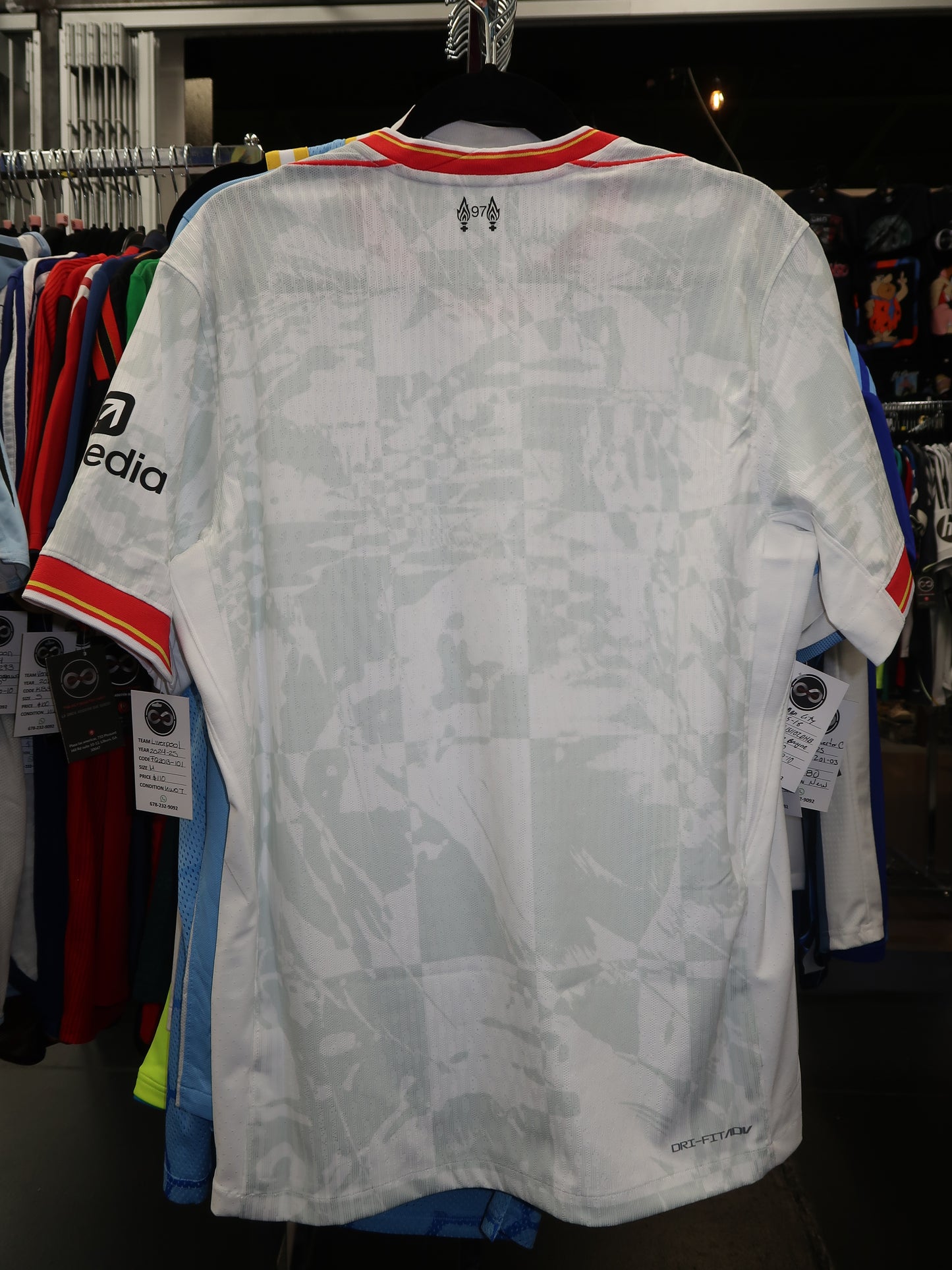 2024-25 Liverpool Away Jersey M NWOT