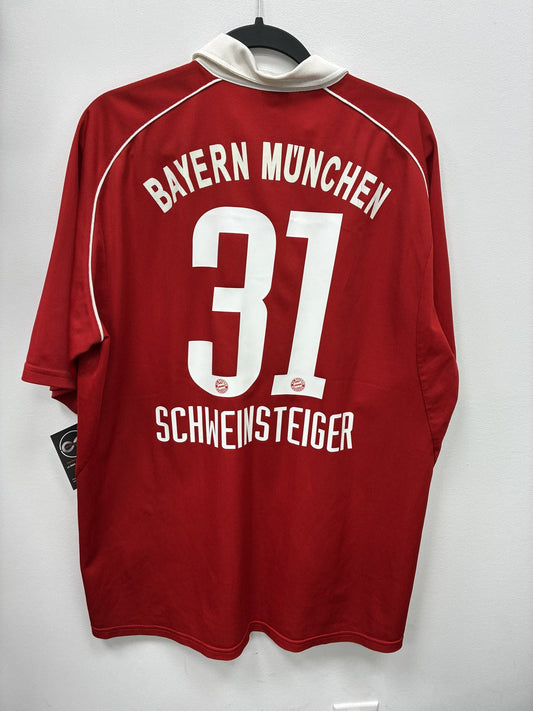2005-06 Bayern Munich Home Jersey X-Large