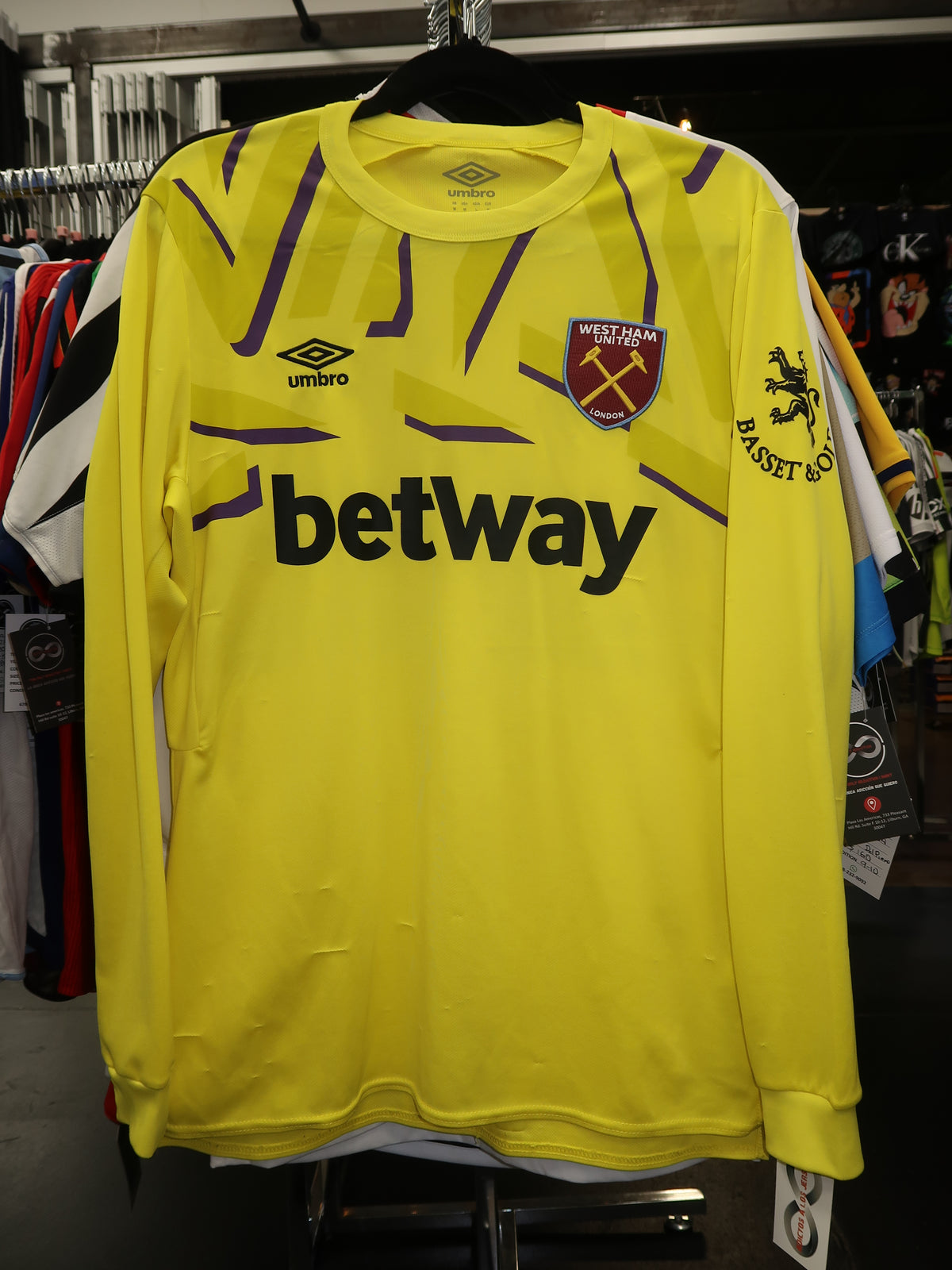 2019-20 West Ham United Goalkeeper Jersey M 8/10