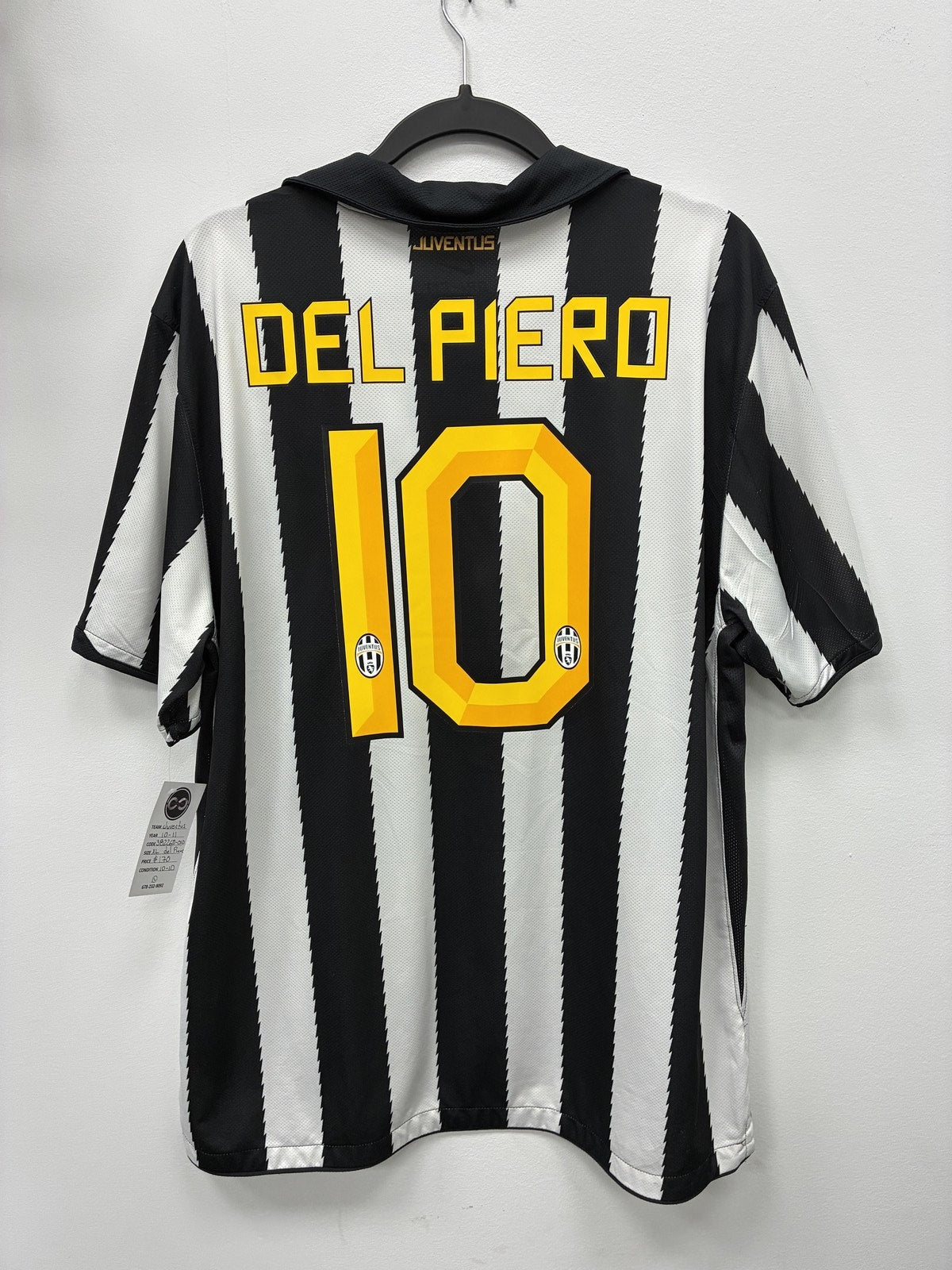 2010-11 Juventus Home Jersey X-Large