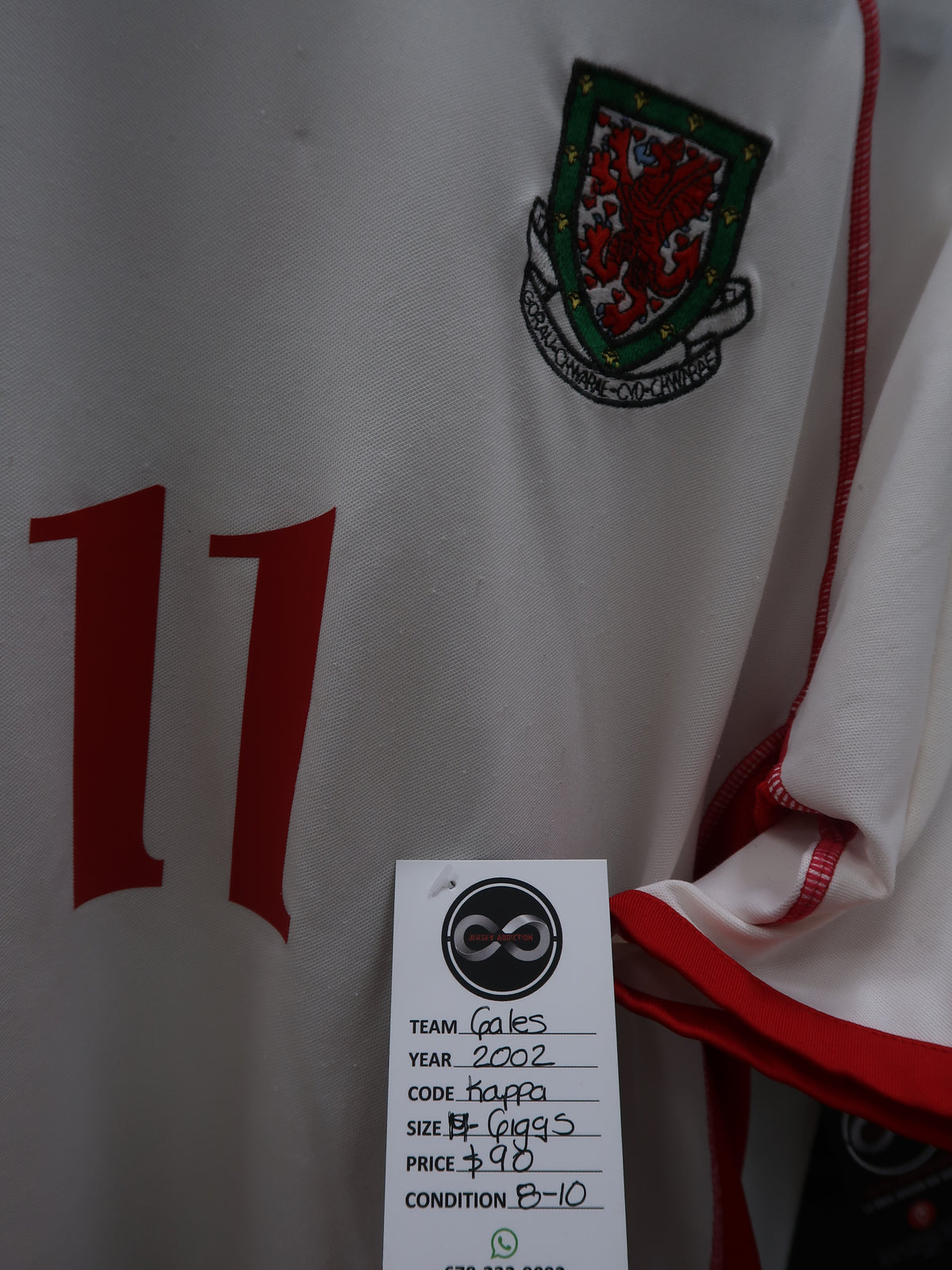 2002 Wales Giggs 11 Home Jersey tag