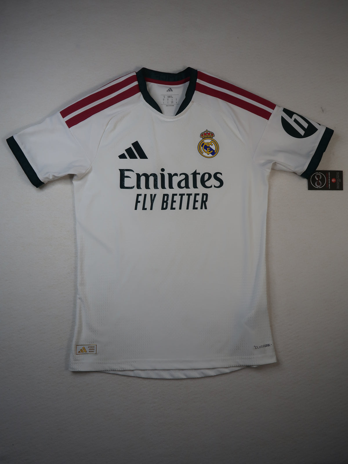 2026-27 Real Madrid Player Version Home Jersey / Small / 9-10