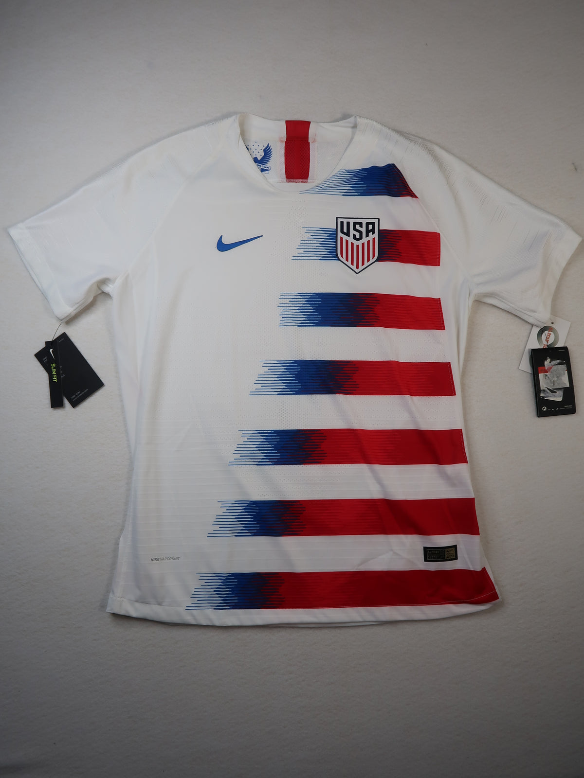 2018 United States Home Jersey / Large / New