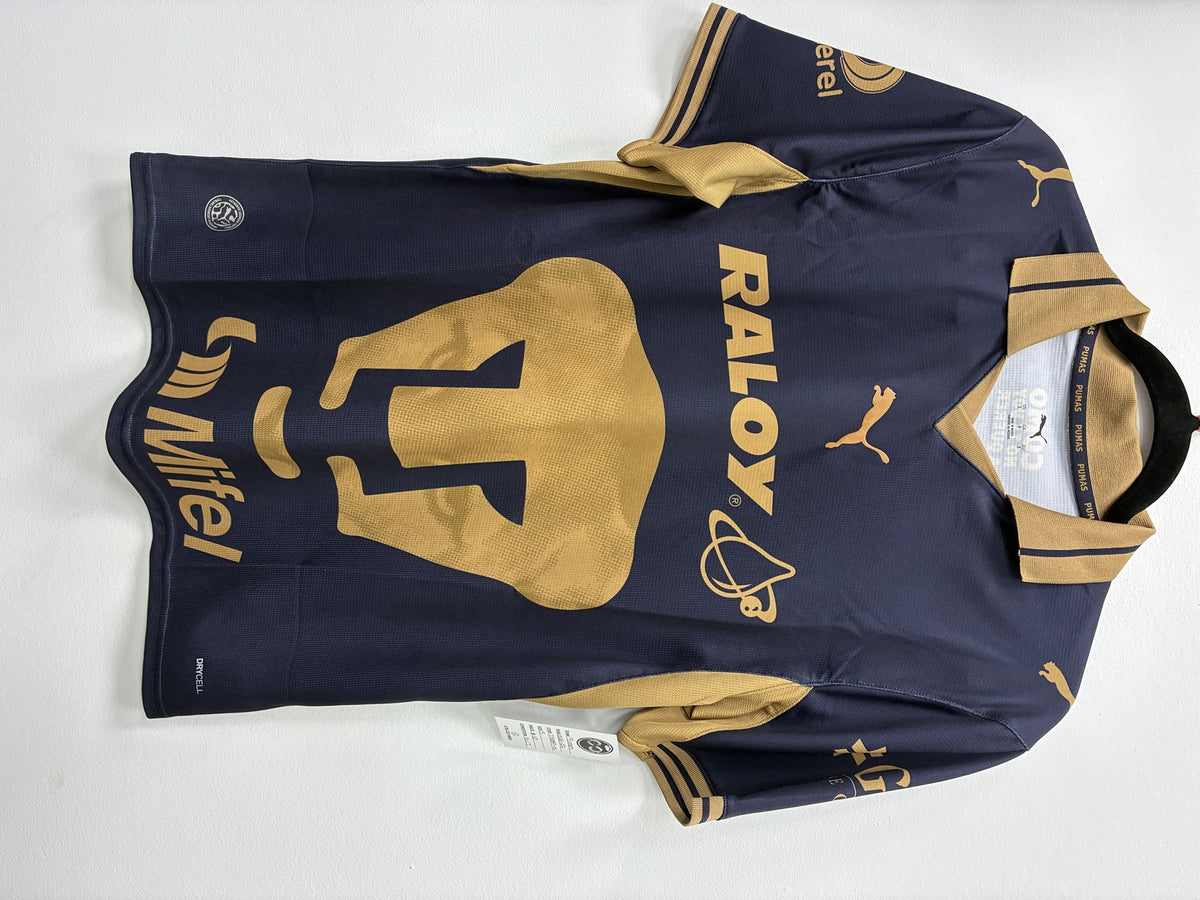 2026-27 Pumas UNAM Special Edition (Como No Te Voy A Querer) Jersey Large