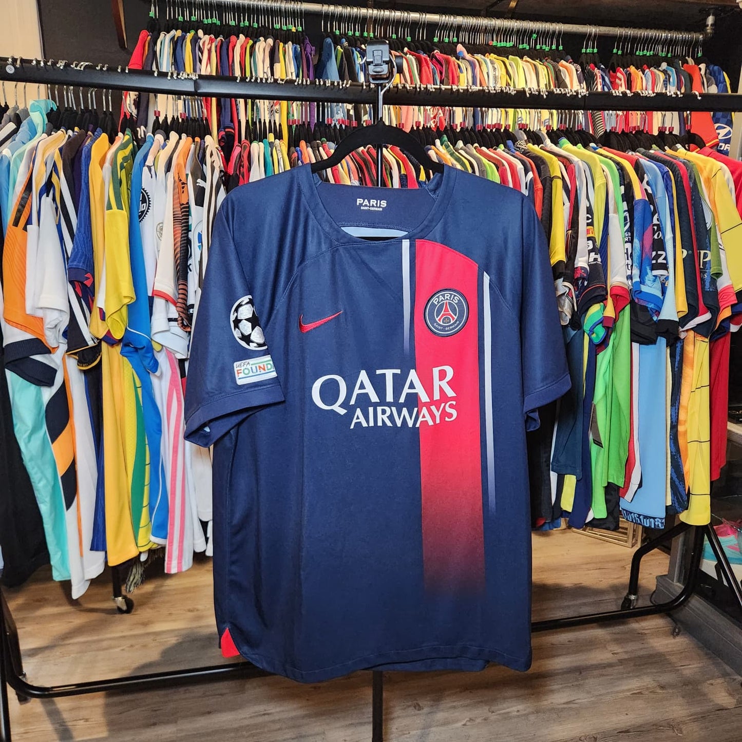 2023-24 Paris Saint-Germain Mbappe 7 Home Jersey / XLarge / Used 10/10