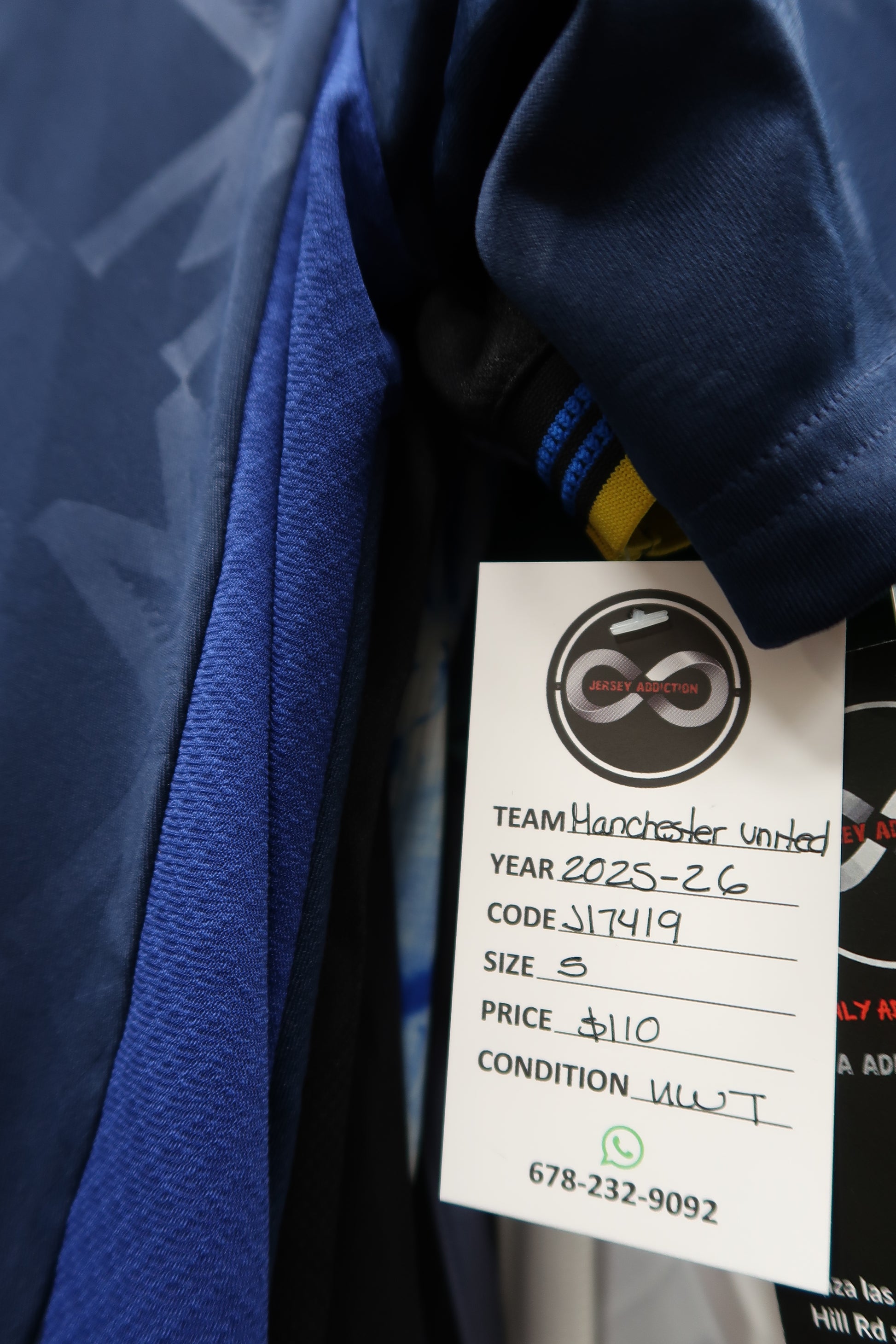 2025-26 Manchester United third jersey - tag detail