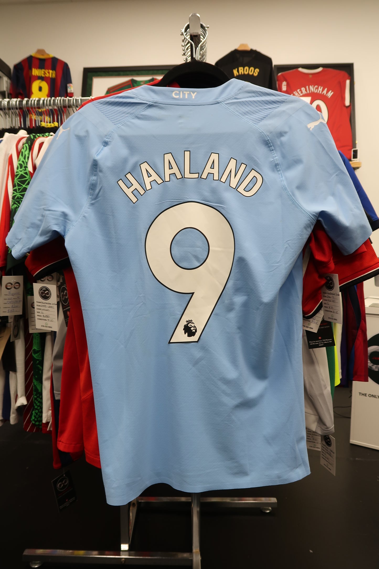2023-24 Manchester City home jersey - Haaland 9 nameset on back