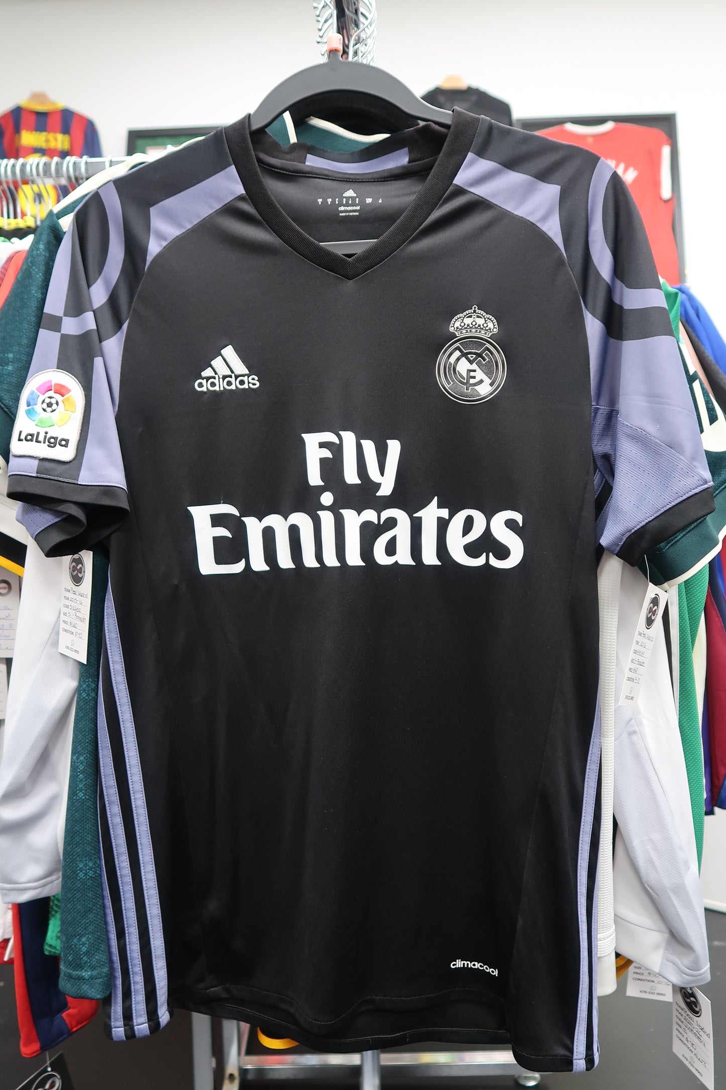 2016-17 Real Madrid Ronaldo 7 Third Jersey front